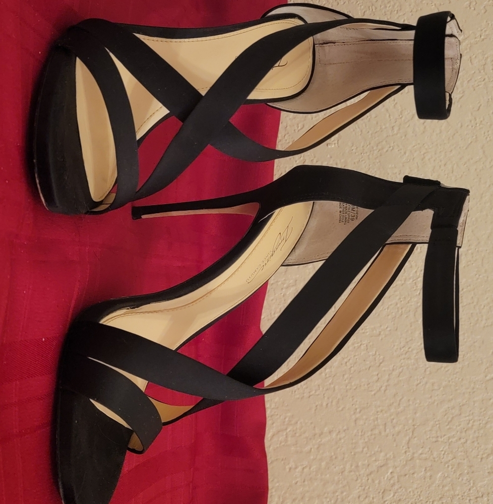 Vince Camuto Im-Devin black satin heels